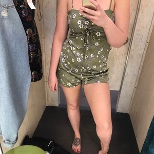 NWOT Silky UO floral romper